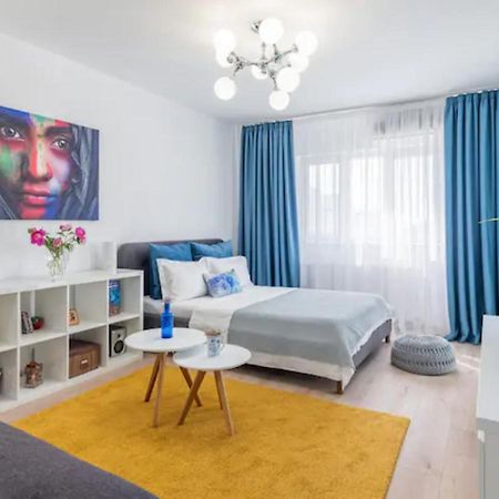 Cosy & Chic Studio Close By Victoria Square Bukarest Exterior foto