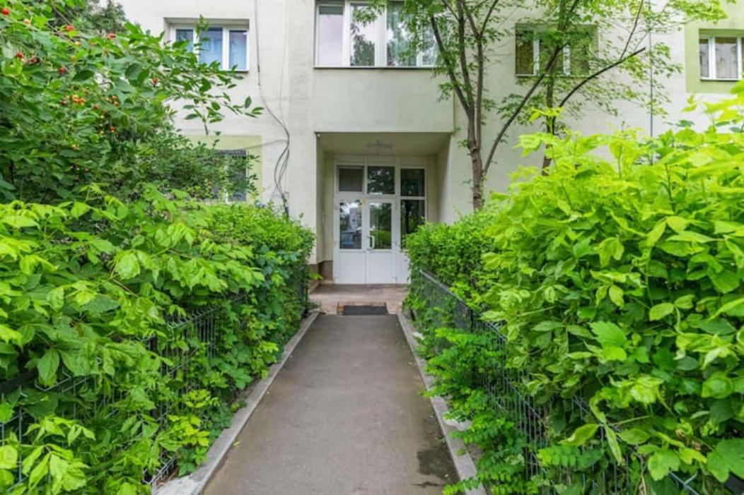 Cosy & Chic Studio Close By Victoria Square Bukarest Exterior foto